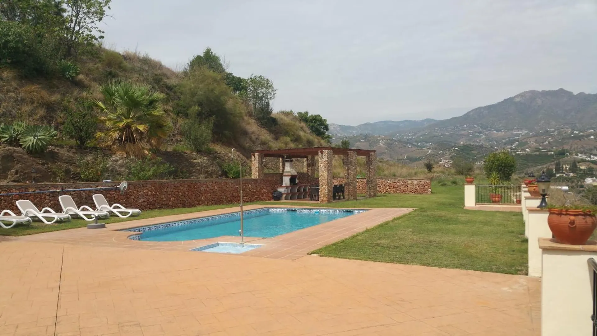 Casa Karuna Nerja 0*,  Spanien